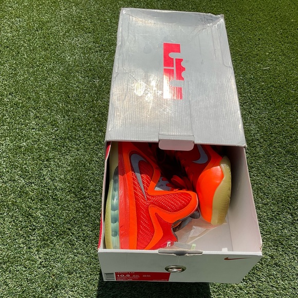 OG Allstar LeBron 9 Big Bangs Galaxy’s Sz 10.5 (2012) - Picture 2 of 16